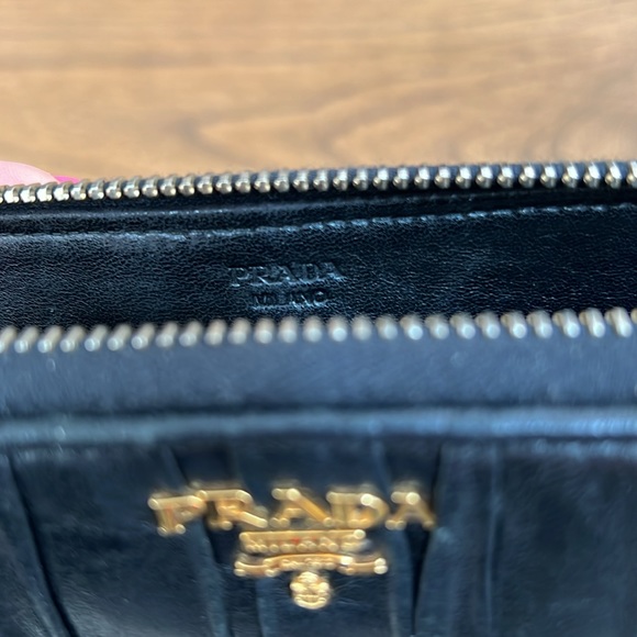 ‼️SALE‼️ Prada Nappa Gaufre Zip Around Wallet - Picture 13 of 13